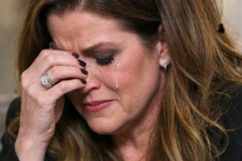Lisa Marie Heard What Elvis Whispered Before He Died — And Broke Down D